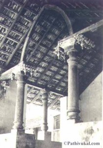 nallur_manthirmanai_arch2